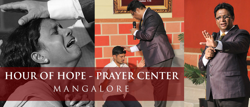 Hundreds gathered to the Hour of Hope Retreat Prayer organized by Grace Ministry at Prayer Center in Mangalore here on Friday 09, 2018. People who attended the retreat prayer perceived the touch of God.